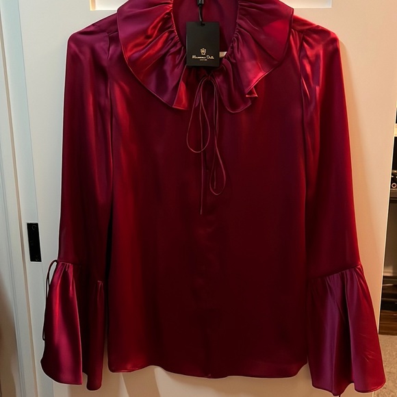 Massimo Dutti SILK BLOUSE WITH RUFFLE TRIMS -- Fuscia - Picture 2 of 3
